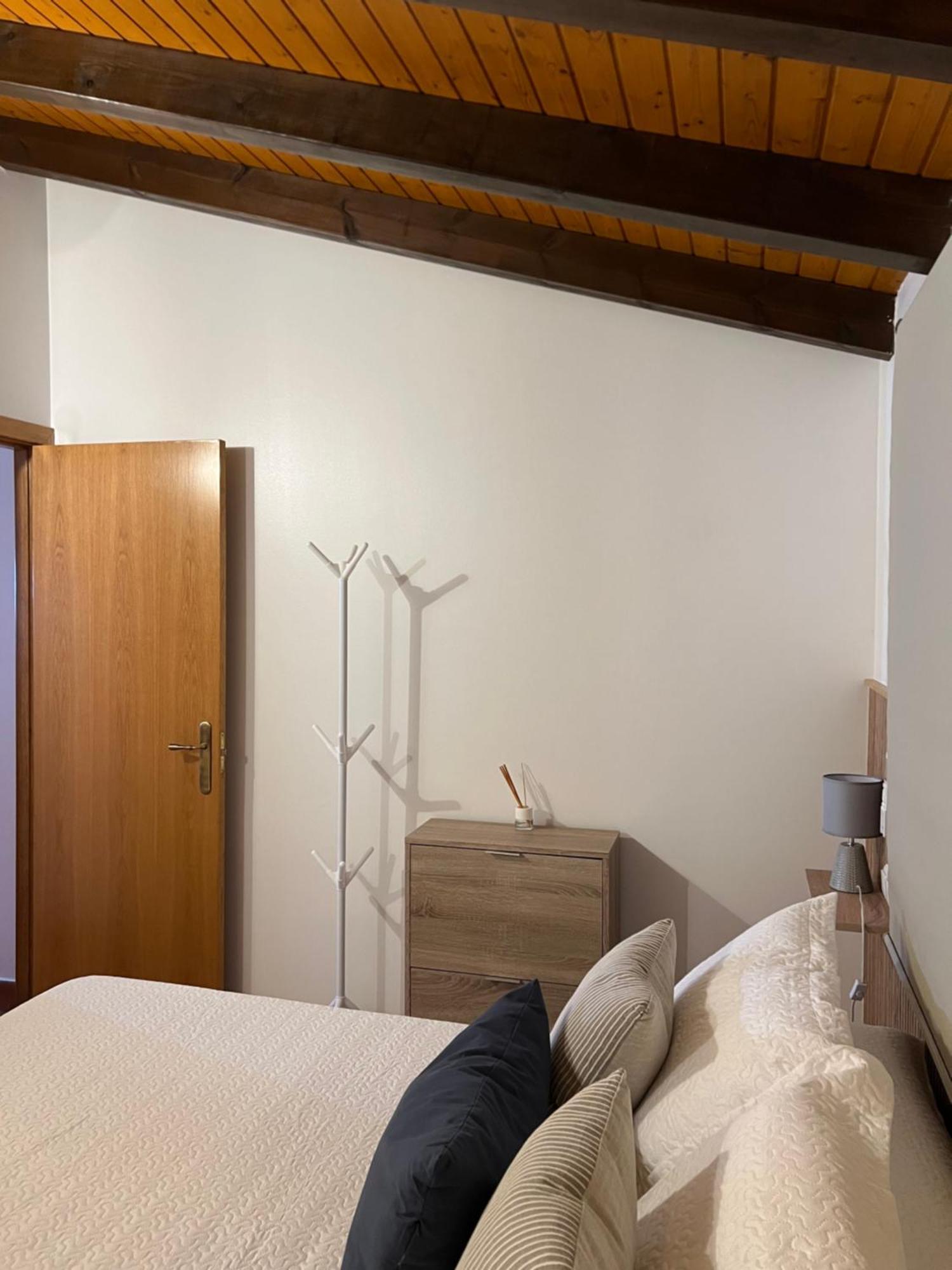 Appartement San Antonio 6 à Malpartida de Cáceres Extérieur photo